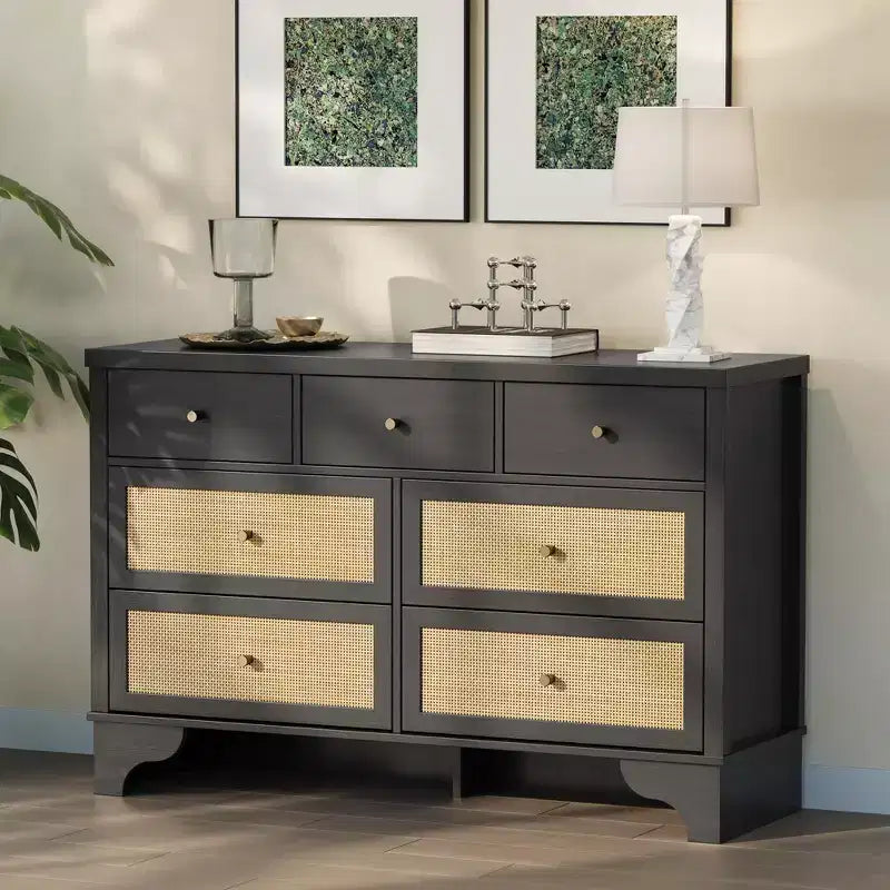 Buffet à 7 Tiroirs Accents Rotin Noir Meuble d'Appoint en Bois Rangement pour Salon Entrée Organiseur Moderne