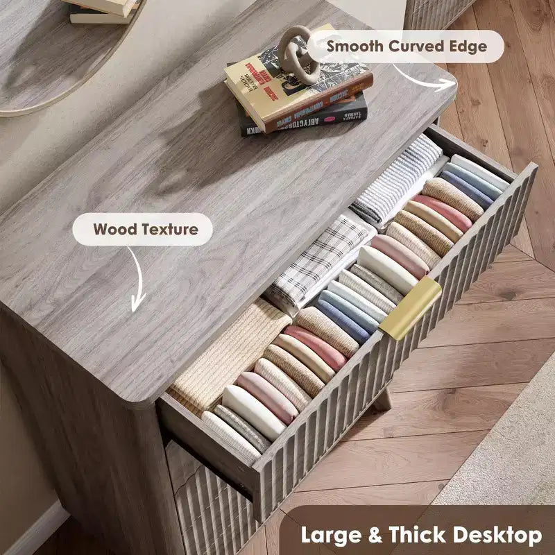Commode à 5 tiroirs pour chambre à coucher, commode de 120 cm de hauteur avec poignées dorées, table de chevet en bois, organisateur de rangement pour vêtements pour entrée et chambre à coucher.