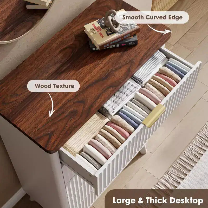 Commode à 5 tiroirs pour chambre à coucher, commode de 120 cm de hauteur avec poignées dorées, table de chevet en bois, organisateur de rangement pour vêtements pour entrée et chambre à coucher.