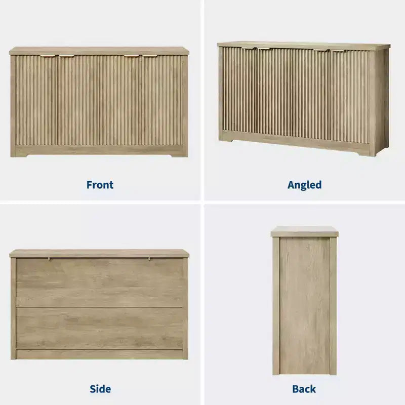 Buffet de rangement décoratif moderne avec détails rainurés, doté de portes et d'étagères. Fabriqué en bois, idéal pour les salons, les entrées