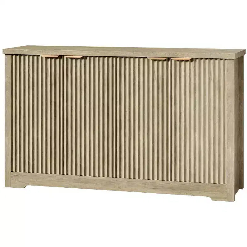 Buffet de rangement décoratif moderne avec détails rainurés, doté de portes et d'étagères. Fabriqué en bois, idéal pour les salons, les entrées