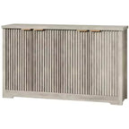 Buffet de rangement décoratif moderne avec détails rainurés, doté de portes et d'étagères. Fabriqué en bois, idéal pour les salons, les entrées